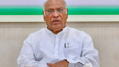 Kharge again cornered the government on women’s reservation, demanded an all-party meeting after the elections. india news