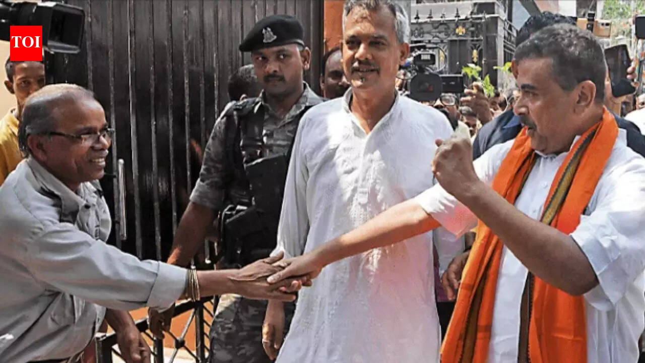 West Bengal Elections: Bengal Assembly Elections: Suvendu Adhikari takes to the streets in CM’s den, vows to defeat Mamata Banerjee by 25,000 votes. kolkata news