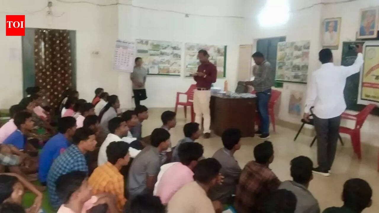 Chhattisgarh: Pen replaced gun in Bastar, 85 surrendered Maoists gave literacy test. raipur news