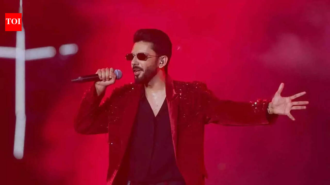 From Aaya Sher to Jalabuljungu, Anirudh created a stir in Hyderabad. events movie news