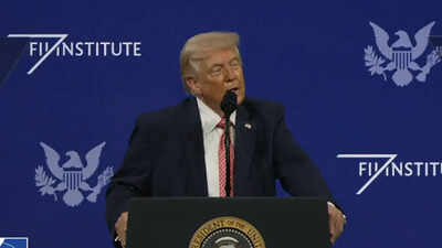 Seeking to end the war without reopening the Strait of Hormuz, Donald Trump tells allies Iran is refusing to budge