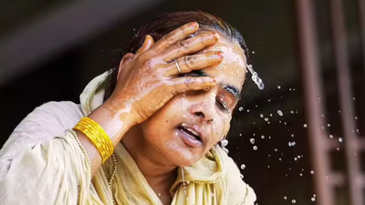 IMD has warned of more hot days in many states, there will be more rain than normal in the country in April, the temperature will come down in some parts. india news