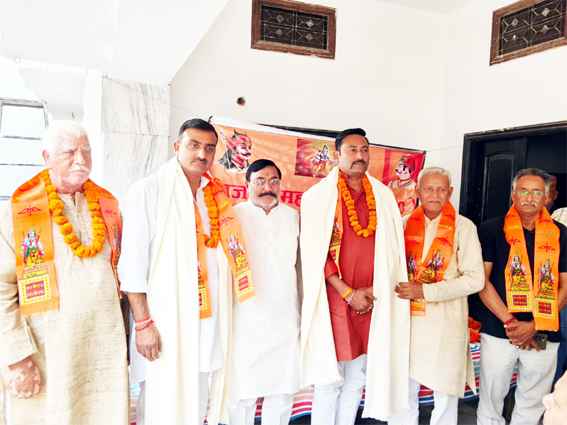 मुजफ्फरनगर में राजपूत महासभा का भव्य अभिनंदन समारोह: भाजपा जिला कार्यकारिणी में दी गई जिम्मेदारी पर कार्यकर्ताओं ने किया जोरदार स्वागत