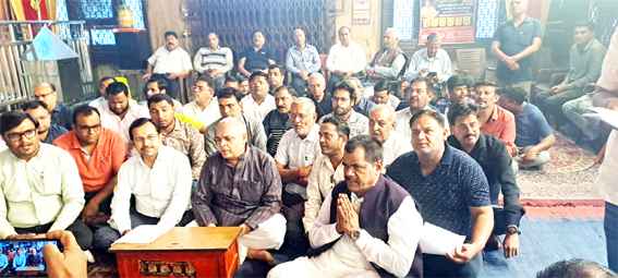 मुजफ्फरनगर में श्री बालाजी जन्मोत्सव की धूम: 2 अप्रैल को निकलेगी स्वर्ण रथ पर भव्य शोभा यात्रा