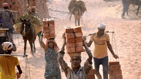 उत्तराखंड: अब श्रमिक केवल दस घंटे ही काम कर सकेंगे, बच्चों की शिक्षा का खर्च भी न्यूनतम वेतन में शामिल – अब श्रमिक केवल दस घंटे ही काम कर सकेंगे बच्चों की शिक्षा का खर्च भी न्यूनतम वेतन में शामिल – उत्तराखंड