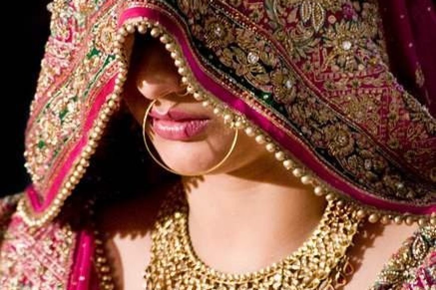 पकौड़े खाने के बहाने बस से उतरकर भागी नवविवाहिता, मुरादाबाद बस स्टैंड पर फिल्मी स्टाइल में पति को दिया धोखा