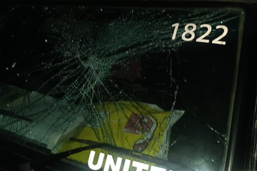 जमीन विवाद में बवाल, पीआरबी पुलिस की गाड़ी पर पथराव, टूटे शीशे