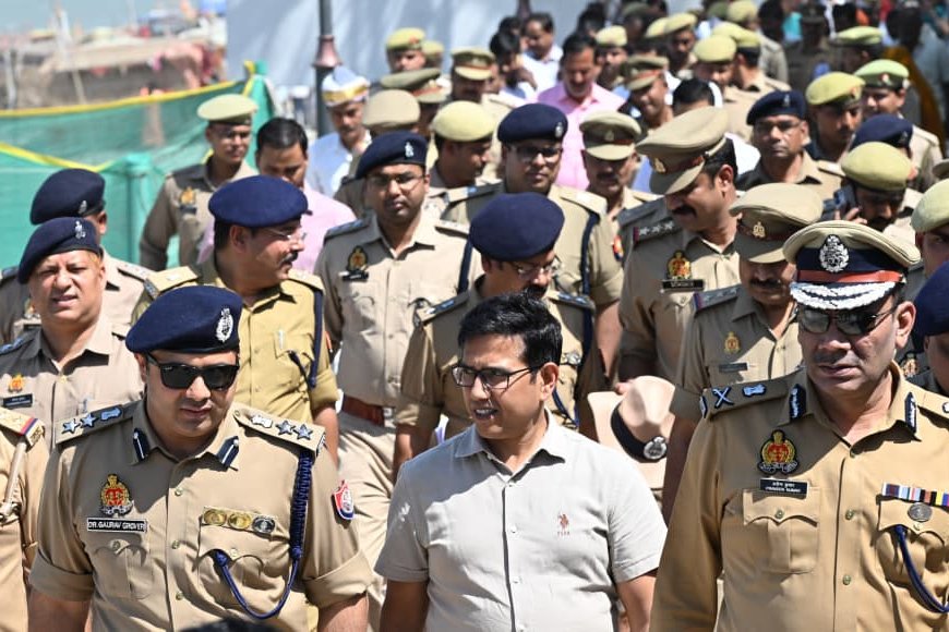 रामनवमी से पहले अयोध्या में सुरक्षा कड़ी, अधिकारियों ने किया निरीक्षण