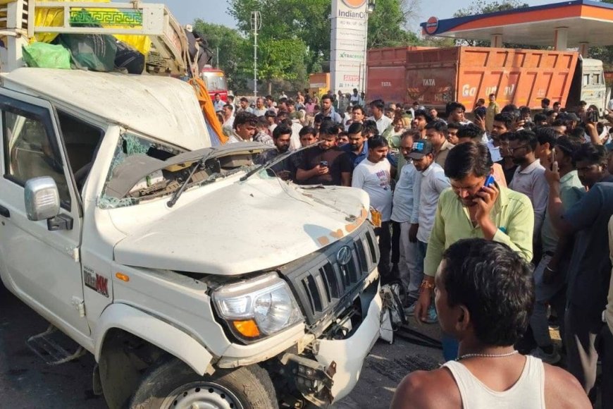 कौशांबी में पिकअप-कंटेनर की टक्कर, 8 श्रद्धालुओं की दर्दनाक मौत