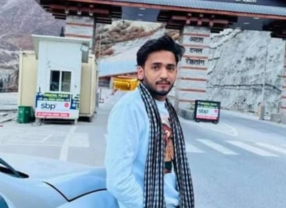 दिव्यांशु हत्याकांड: सात आरोपियों पर 25-25 हजार रुपये का इनाम घोषित, गैर जमानती वारंट भी जारी, परिवार दून मार्च की तैयारी में-देहरादून दिव्यांशु हत्याकांड के सात आरोपियों पर 25-25 हजार रुपये का इनाम घोषित, गैर जमानती वारंट भी जारी, परिवार दून मार्च की तैयारी में