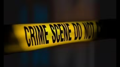 Karnataka: Husband slit wife’s throat, then drove her away; Viewers record video. india news