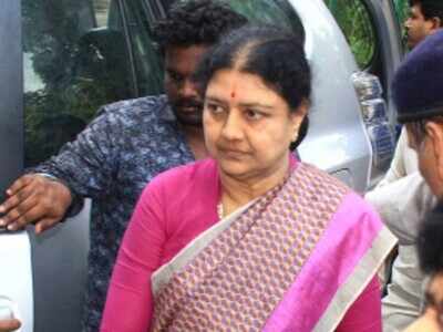 AIADMK’s stern warning to those in contact with Sasikala, 17 party workers expelled, OPS deputy leader elected. india news