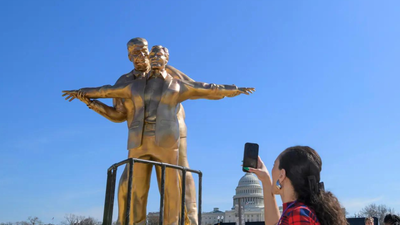 ‘King of the World’ statue of Trump and Epstein in titanic pose appears near US Capitol