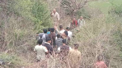 उत्तरकाशी: पुरोला रोड पर कार गहरी खाई में गिरी, एक व्यक्ति की मौके पर ही मौत, दूसरे के फंसे होने की आशंका – उत्तरकाशी एक्सीडेंट कार पुरोला मोटर रोड पर दुर्घटनाग्रस्त हो गई, हिंदी में सभी अपडेट पढ़ें