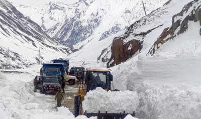 After Zoji La avalanche deaths, Ladakh Hill Council stakes claim to zero point. india news