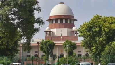 ‘Forced into Ukraine war’: Supreme Court asks Center to respond to habeas corpus petition of 26 Indians stranded in Russia. india news