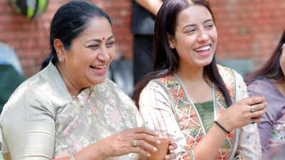 Delhi Chief Minister advocates women’s reservation in legislature, joins signature campaign in DU. india news