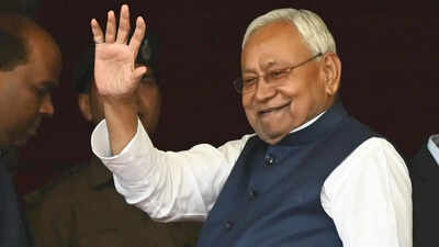 Bihar: The game of power continues between JD (U) and BJP for the post of Chief Minister, Nitish made a compromise in 1 way. india news