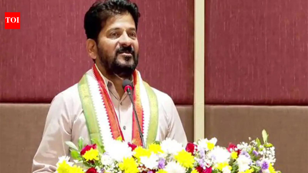 Kerala Assembly elections: Telangana CM Revanth Reddy unveils UDF manifesto, calls it beginning of ‘golden era’ india news