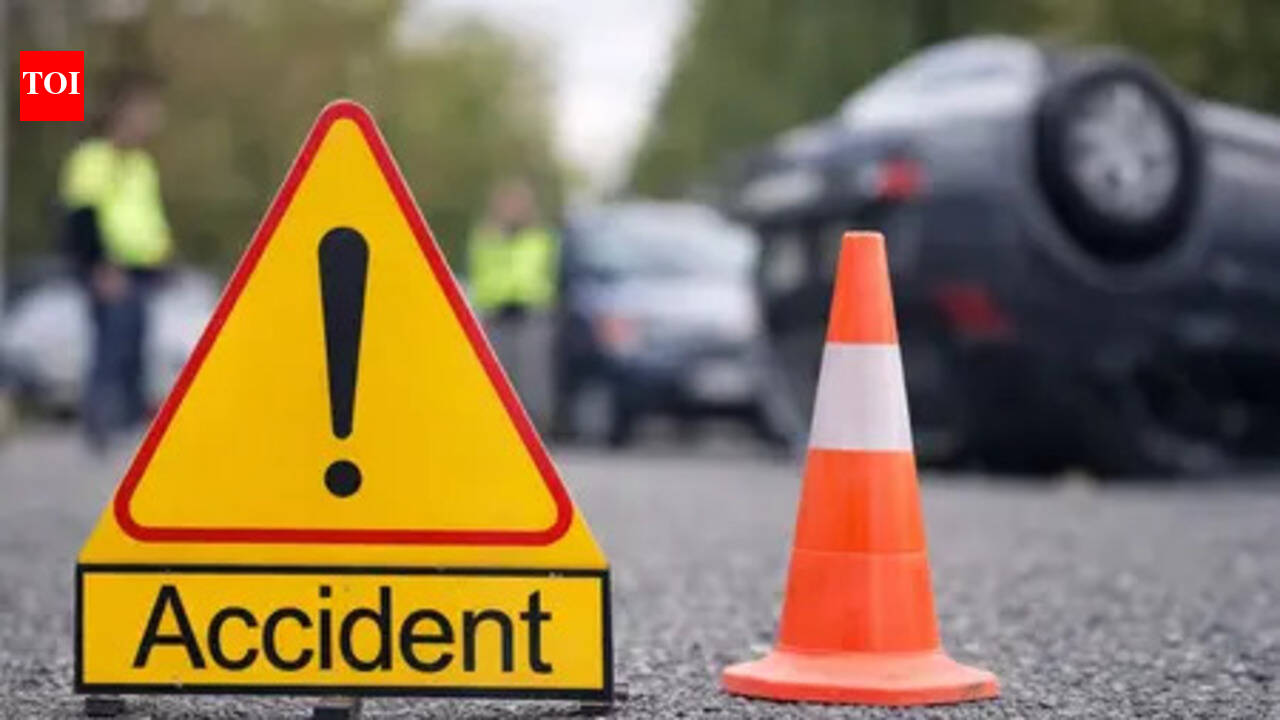 Three killed, two injured in Saharsa road accident. patna news