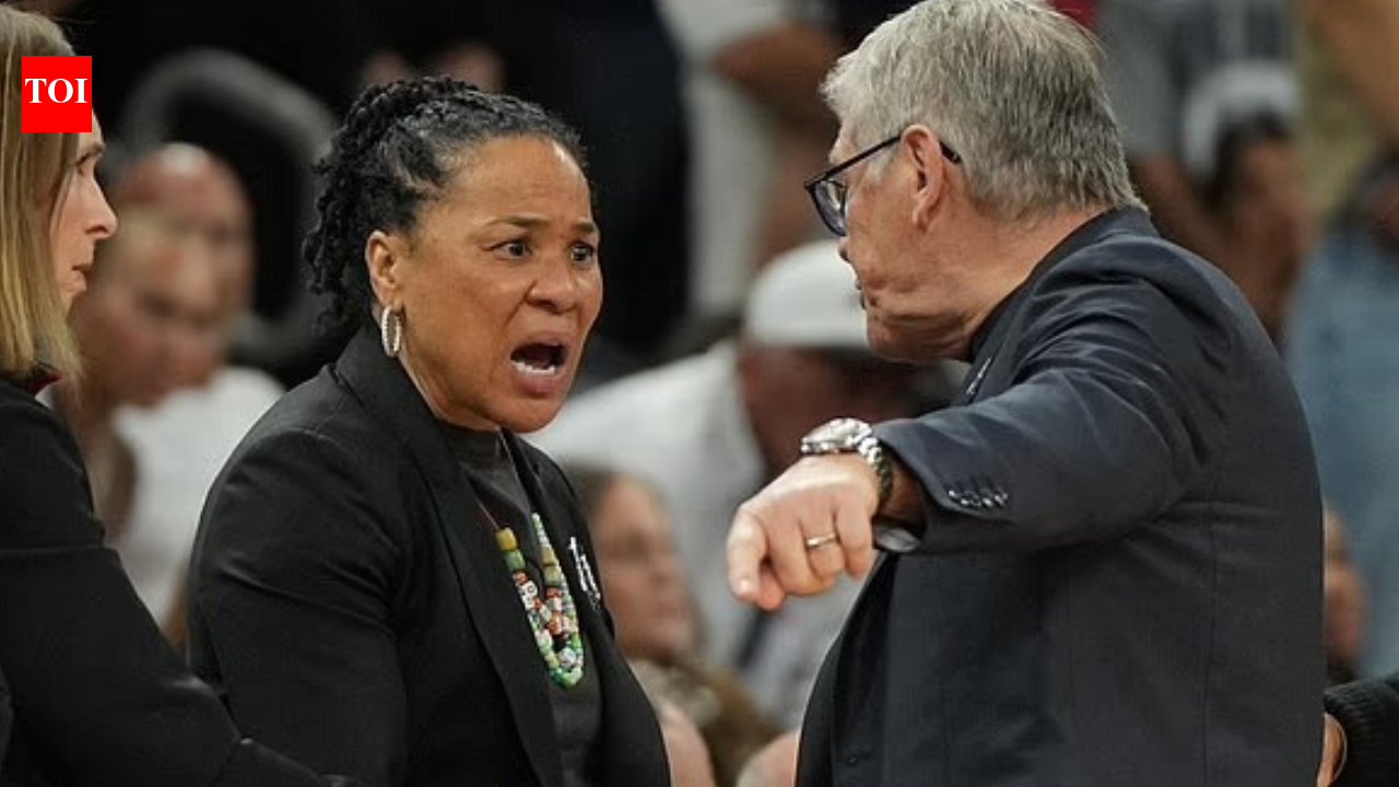 College basketball coach faces strong backlash after four previous incidents with rival coach and apologizes for heated argument on court International Sports News