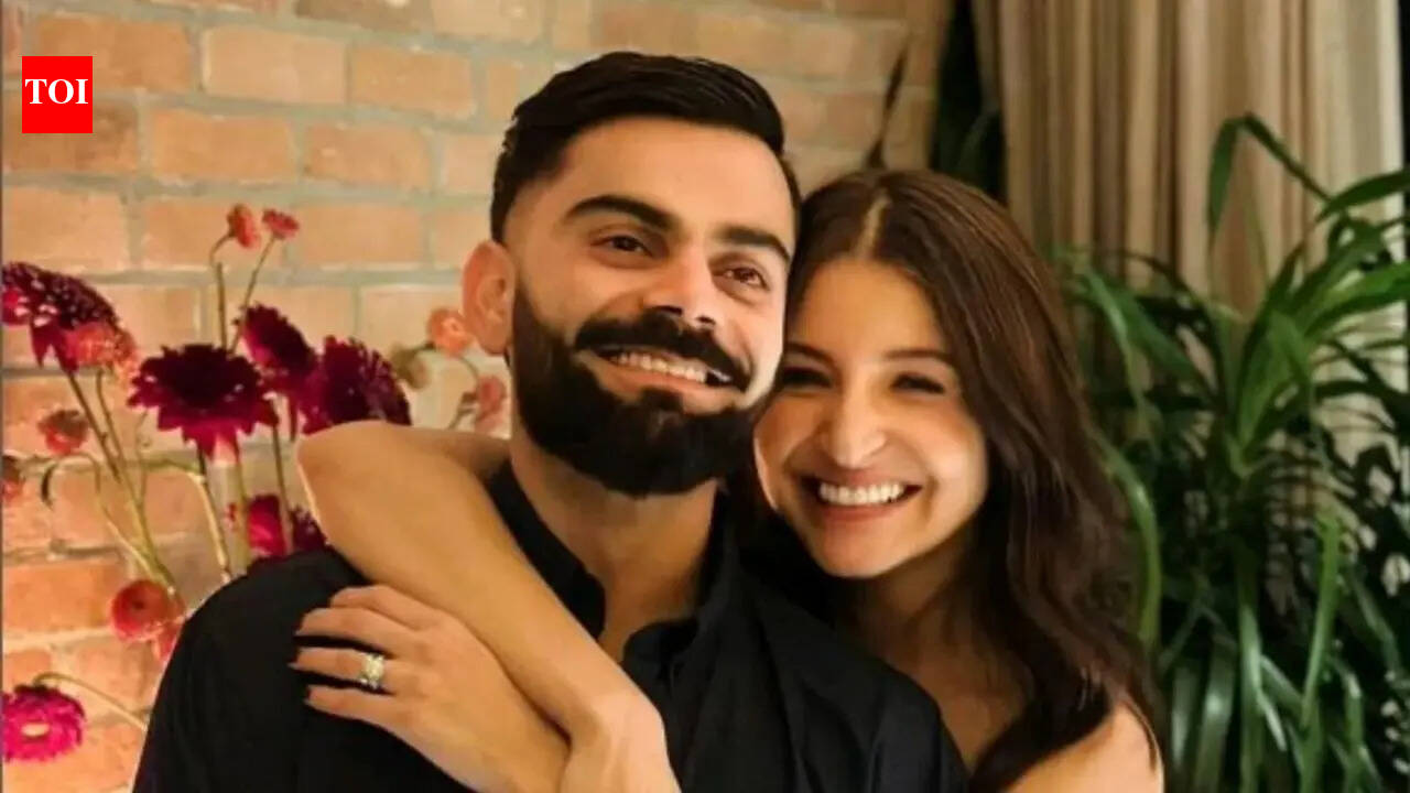 What Virat Kohli and Anushka Sharma call each other; When a funny conversation took place between the couple at an event in Bengaluru. hindi movie news