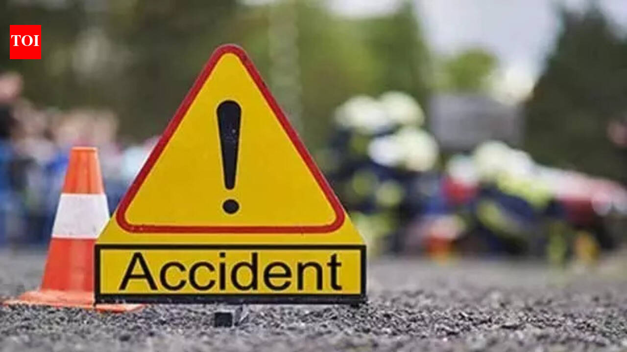 Two killed when tractor collides with bike. patna news