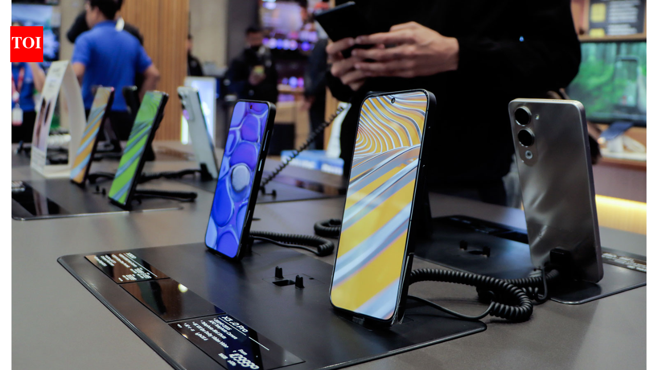 India supplies 40% of US smartphone imports, replaces China: Report