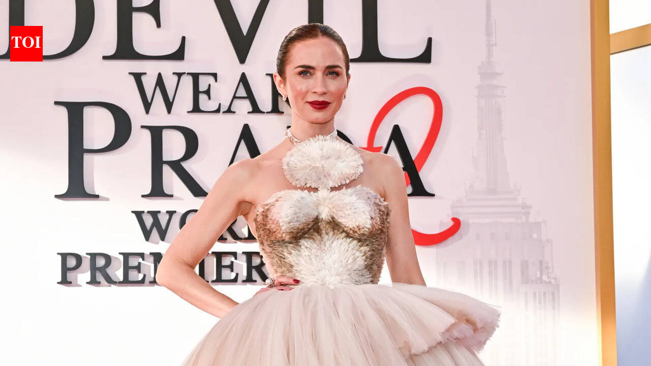 Emily Blunt: Emily Blunt stuns in Schiaparelli gown at ‘The Devil Wears Prada 2’ premiere
