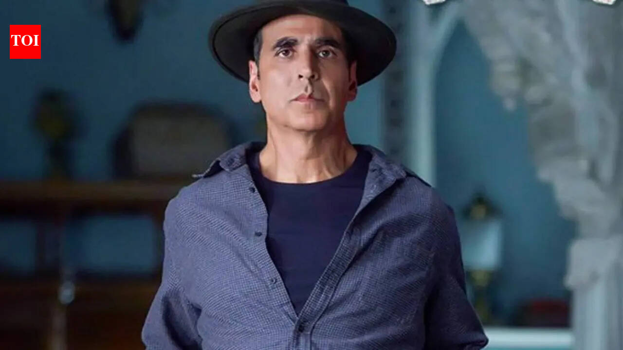 ‘Bhoot Bangla’ box office collection Day 8: Akshay Kumar starrer starts second week by touching Rs 90 crore mark; Competition with Hollywood biopic ‘Michael’.
