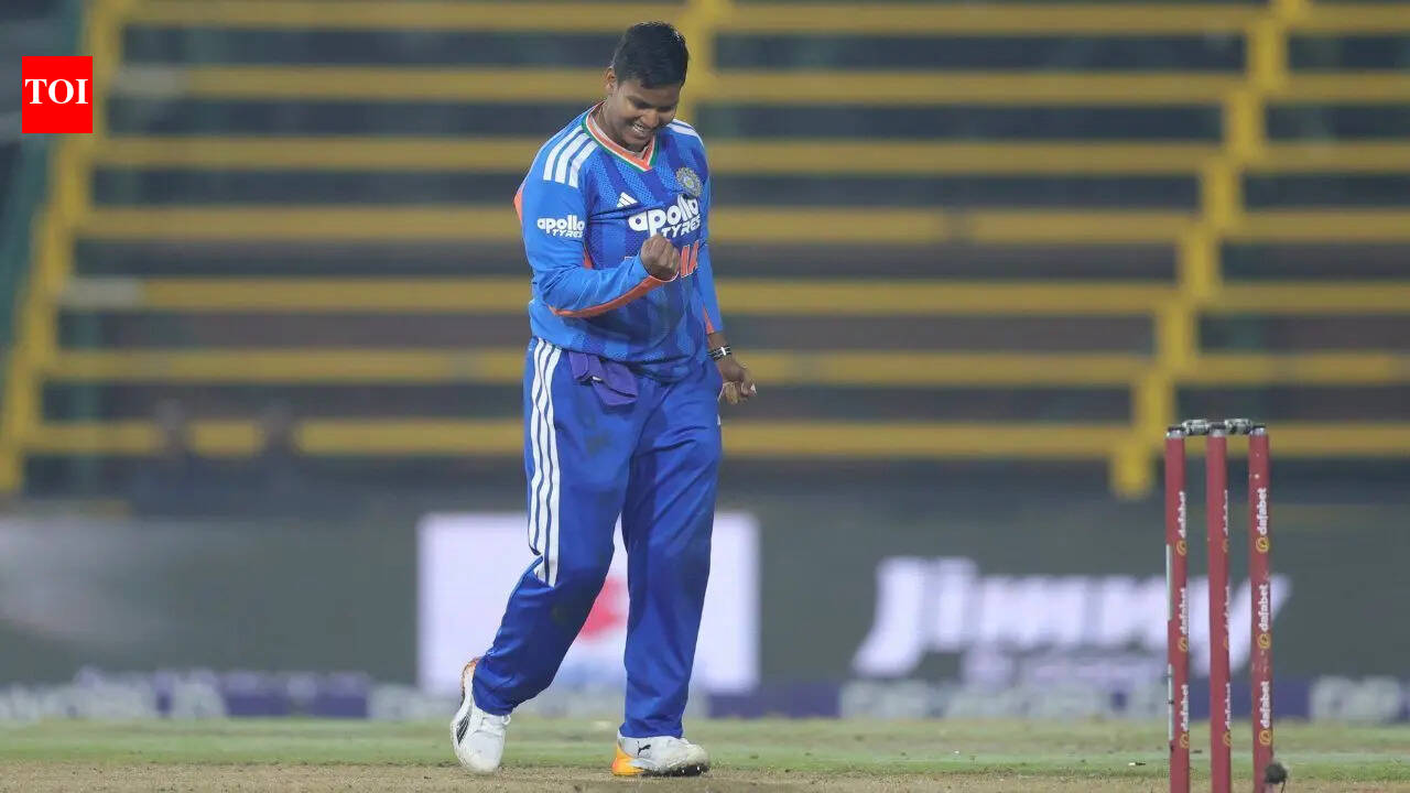 4th T20I: India beats South Africa by 14 runs due to brilliant bowling by all-round Deepti Sharma, avoids whitewash. cricket news