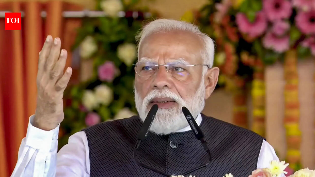 Record voting in two phases a sign of change in Bengal: Modi | india news