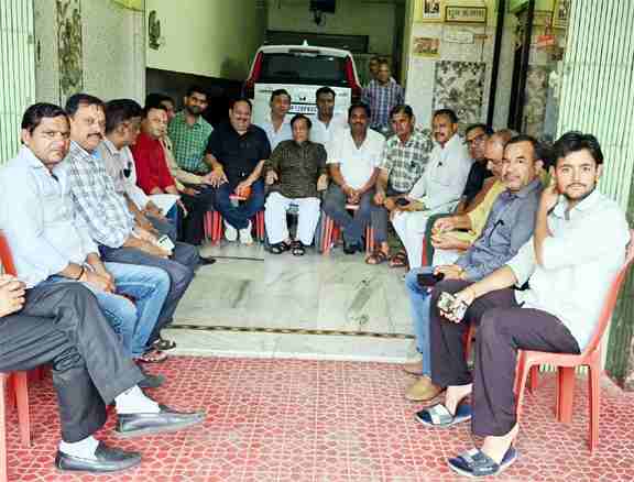 मुज़फ्फरनगर समाचार: मुख्यमंत्री योगी आदित्यनाथ के कार्यक्रम में व्यापारियों से भारी भागीदारी की अपील, संयुक्त व्यापार संघ संघर्ष समिति की बैठक सम्पन्न।