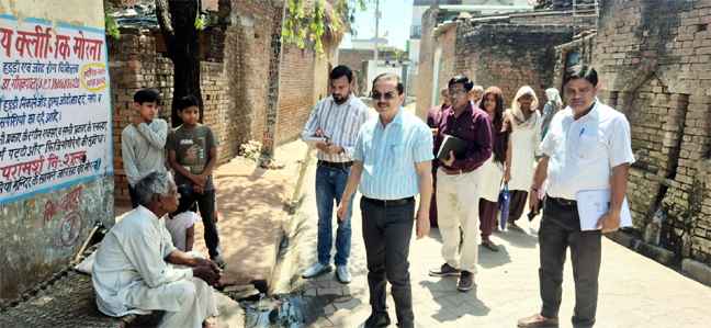 मुज़फ्फरनगर स्वास्थ्य सेवाओं का निरीक्षण: सीएमओ डॉ. सुनील तेवतिया द्वारा औचक निरीक्षण, मोरना-भोपा स्वास्थ्य केंद्रों की व्यवस्थाओं का लिया जायजा।