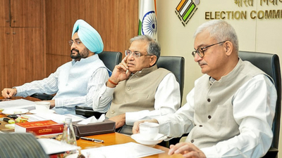 Bengal election fight heats up: ‘Direct talk’ between Election Commission and TMC. india news