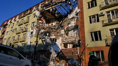 2 killed in Russian drone strikes in Ukraine’s Odessa ahead of proposed Easter ceasefire