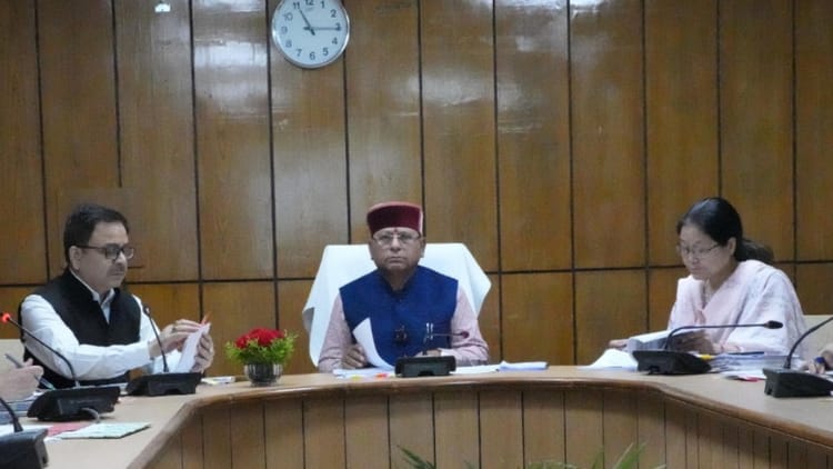 उत्तराखंड: बनेगा साहित्य कल्याण कोष, बुजुर्ग साहित्यकारों को मिलेगी पेंशन, भाषा मंत्री ने मांगा प्रस्ताव – उत्तराखंड समाचार साहित्य कल्याण कोष बनेगा, बुजुर्ग साहित्यकारों को मिलेगी पेंशन