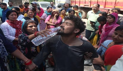 आंखों में आंसू: तेज रफ्तार बस ने छीन ली मासूम कनक की जिंदगी, खाना खाते वक्त छूट गया पिता का निवाला – रानीबाग सड़क हादसा, तेज रफ्तार बस ने छीन ली मासूम कनक की जिंदगी