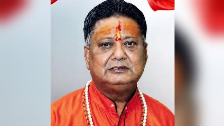 देहरादून: मां डाट काली मंदिर के महंत रमन प्रसाद गोस्वामी का लंबी बीमारी के बाद निधन, पार्थिव शरीर दून पहुंचा – देहरादून: डाट काली मंदिर के महंत रमन प्रसाद गोस्वामी का निधन, गंभीर बीमारी से जूझ रहे थे