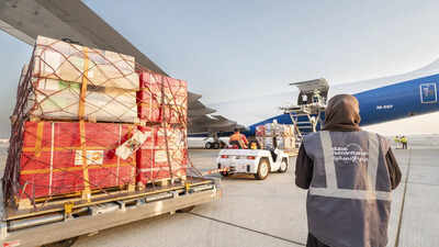 Dubai News: Dubai Humanitarian Aid delivers 96 tonnes of medical aid to Afghanistan: UAE-led effort to aid 250,000 beneficiaries | world News