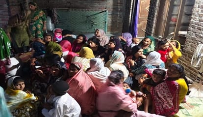 सितारगंज: सड़क हादसे ने छीन ली दो बहनों की जिंदगी, मातम में बदली शादी की खुशियां; परिवार में मचा कोहराम – किच्छा हाईवे पर तेज रफ्तार कार की चपेट में आने से दो युवतियों की मौत