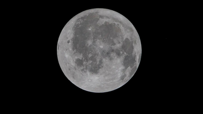 ‘Best camera ever’: Artemis II crew will study the moon’s surface primarily with their eyes