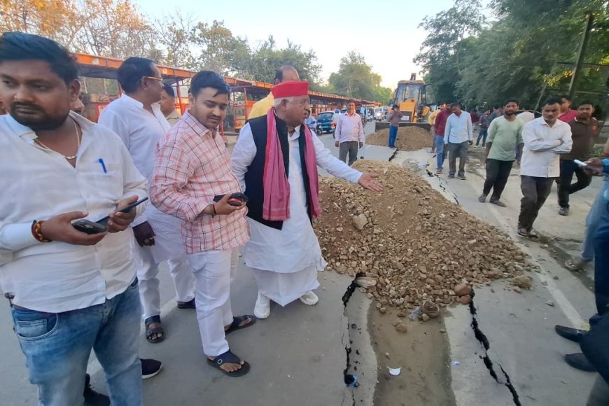 अयोध्या में सड़क धंसने पर सियासत तेज, सपा सांसद ने लगाया भ्रष्टाचार का आरोप