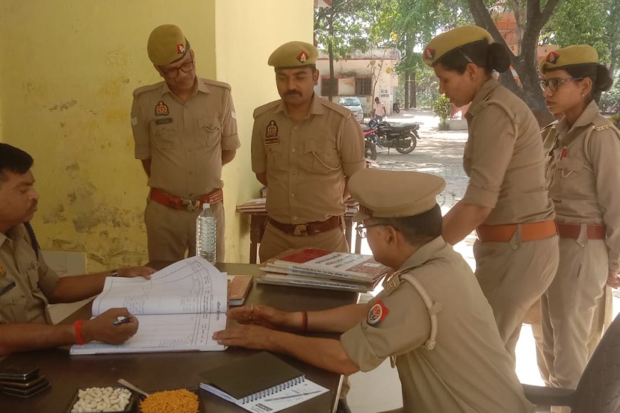 कौशांबी के चरवा थाने का अर्धवार्षिक निरीक्षण, एएसपी ने दिये सख्त निर्देश