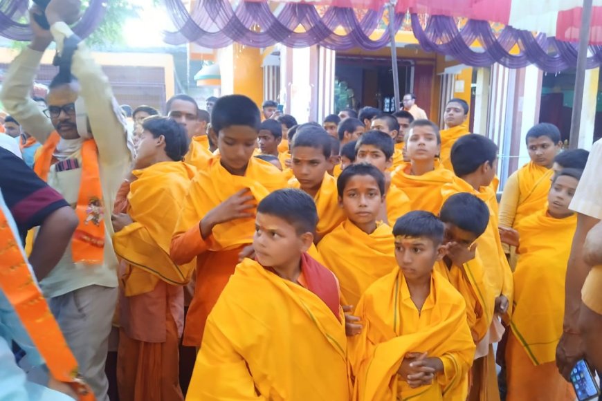 जय परशुराम के नारे से गूंजी अमेठी, भव्य शोभा यात्रा में उमड़ी भीड़.