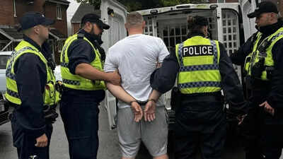 Strip searches for black children: Report shows black children are almost 8 times more likely to face a strip search than white peers in England and Wales world News