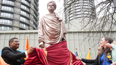 The first life-size statue of Swami Vivekananda unveiled in the United States. india news