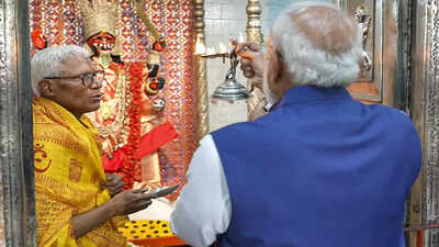 Modi hits back at TMC’s vegetarian claim with prayers at Kali temple india news