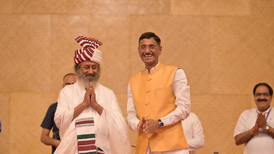 Sri Sri Ravi Shankar’s Art of Living completes 45 years; Karnataka Governor, Union Minister of State attend the function