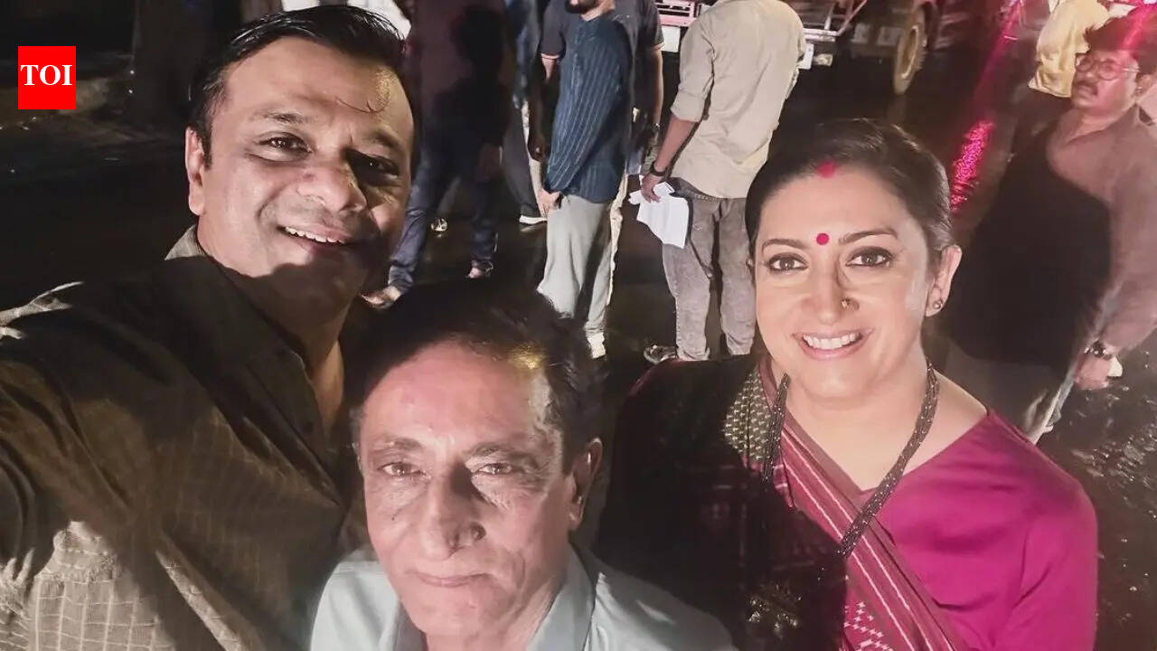 Taarak Mehta’s Tanmay Vekariya aka Bagha meets Smriti Irani after ’17 years’; I miss working with him on a show